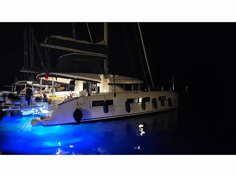 Lagoon 50