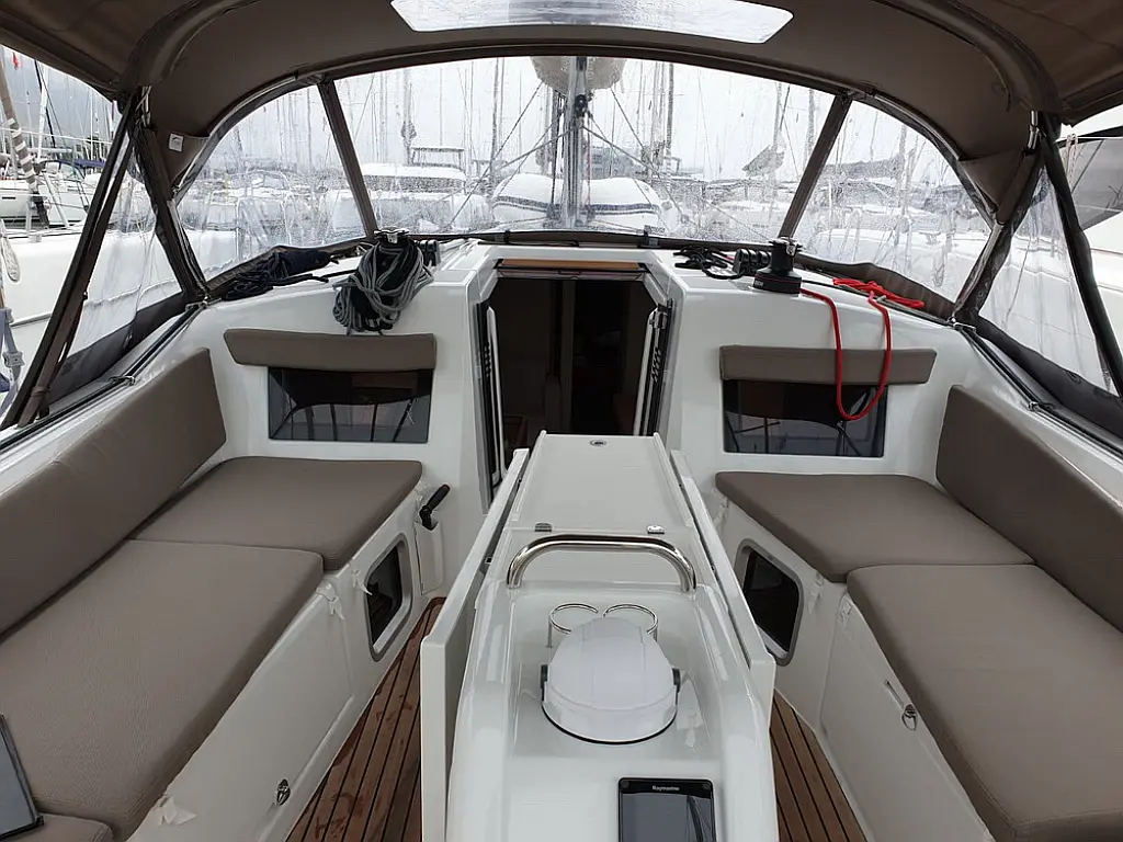 Sun Odyssey 410 - 