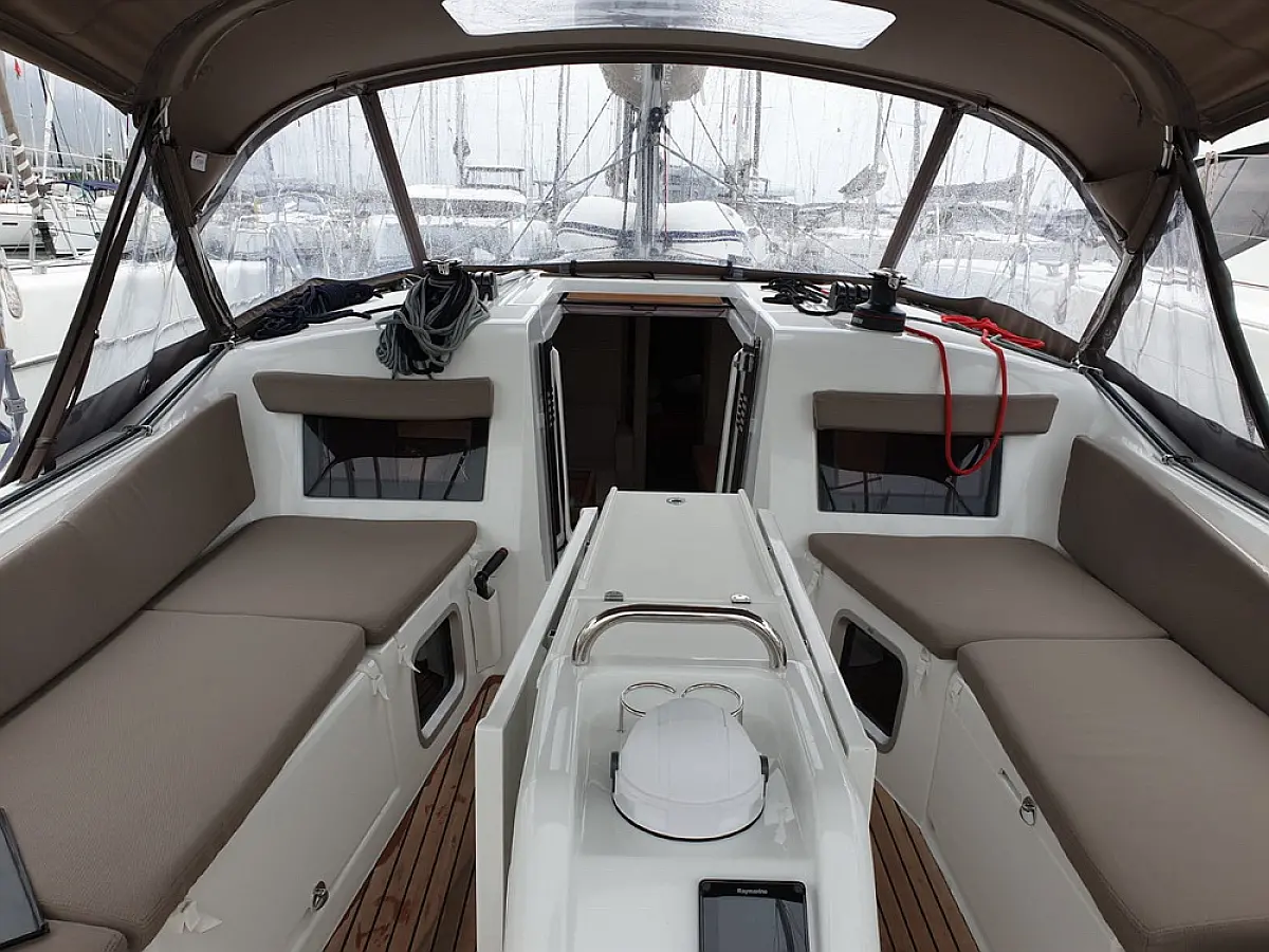 Sun Odyssey 410 - 