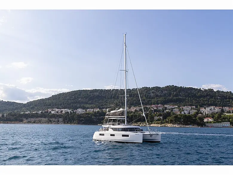Lagoon 46 