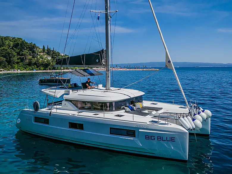 Lagoon 46