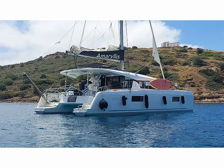 Lagoon 42