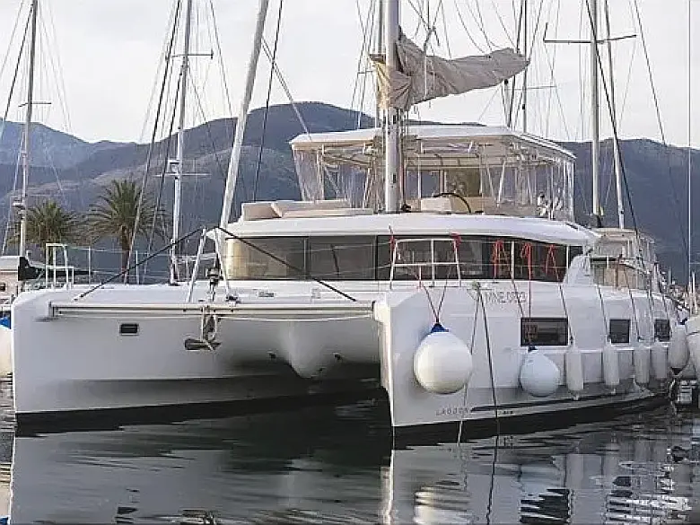 Lagoon 46 