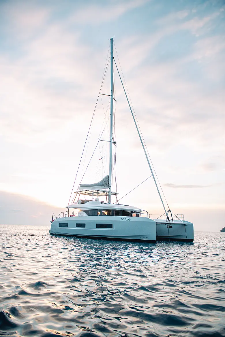 Lagoon 55